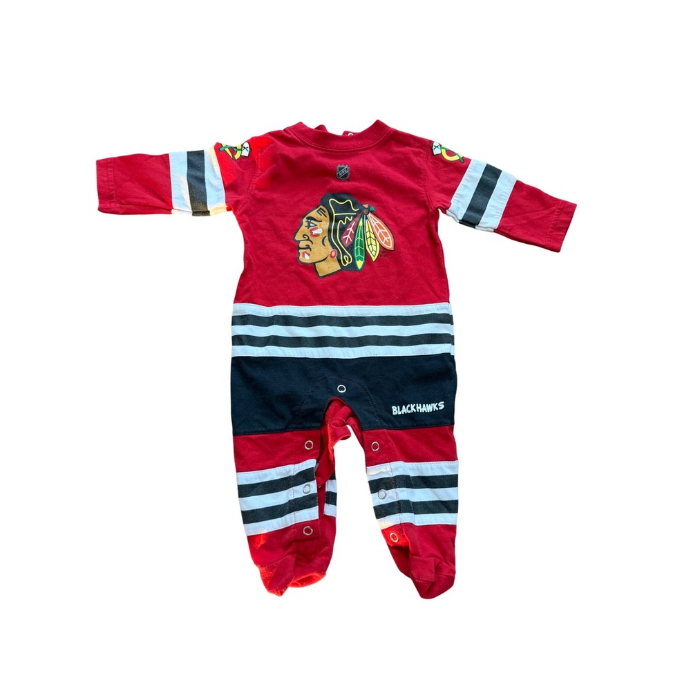 Reebok Chicago Blackhawks NHL Baby Footed Romper Sleeper Red 0/3M Long Sleeve